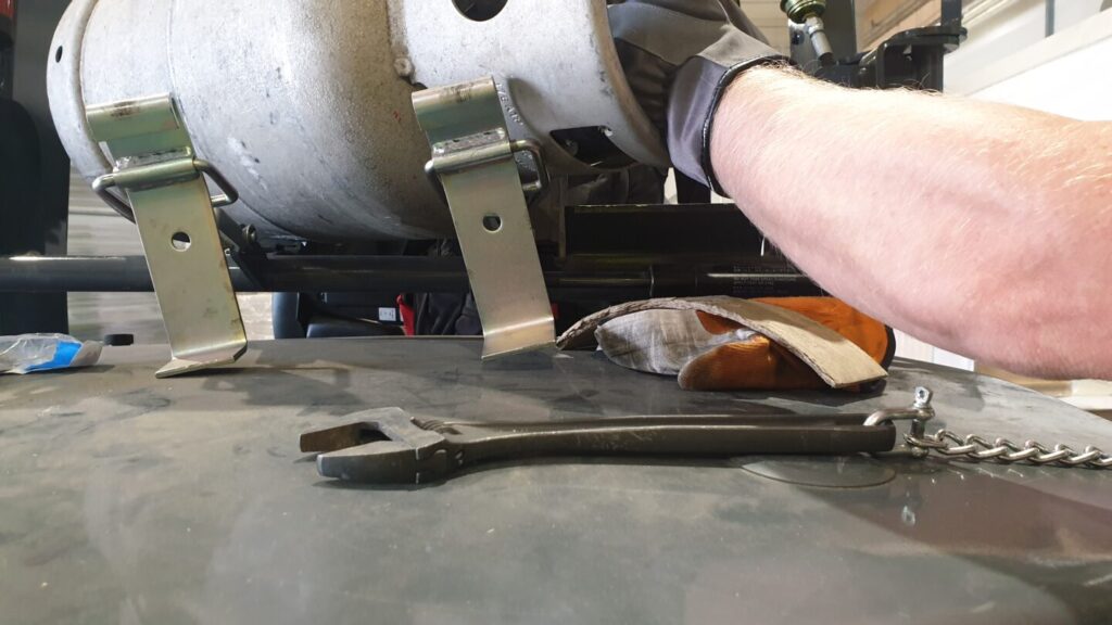 Mis asi on Lock Out Tag Out (LOTO) ja 5 sammu kuidas seda juurutada? 1 Lock Out Tag Out